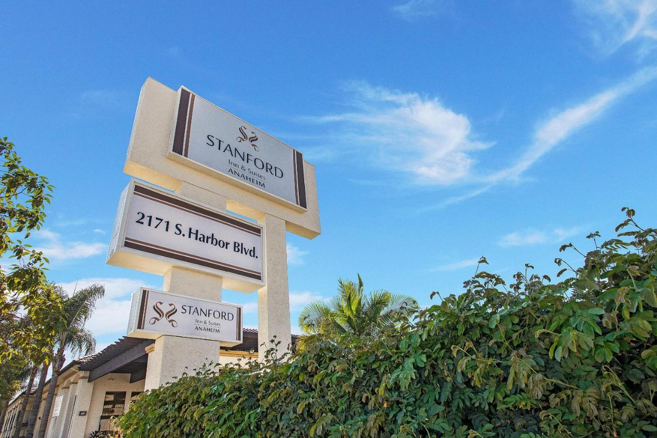 Stanford Inn & Suites Anaheim Extérieur photo